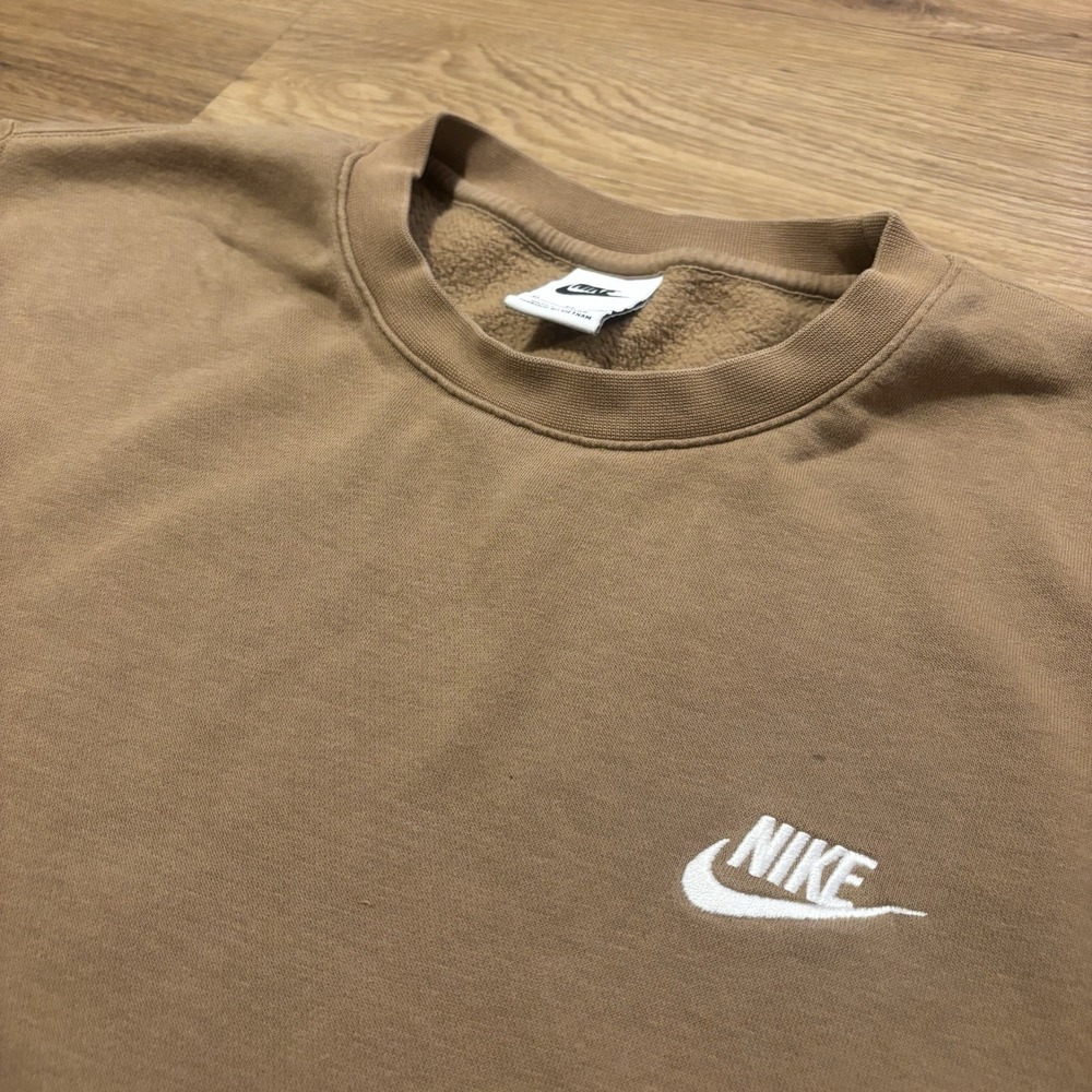 Nike Sportswear Club Fleece Crewneck Sweatshirt XL Dark Driftwood Brown - Picture 3 of 10